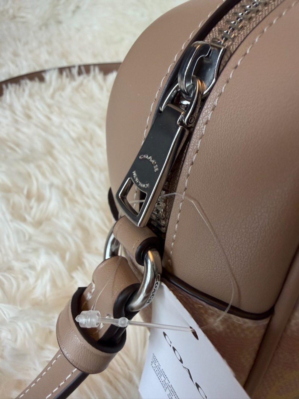 Coach Jamie Signature Multicolor/Rainbow Camera Zip Closure Crossbody - Picture 3 of 12